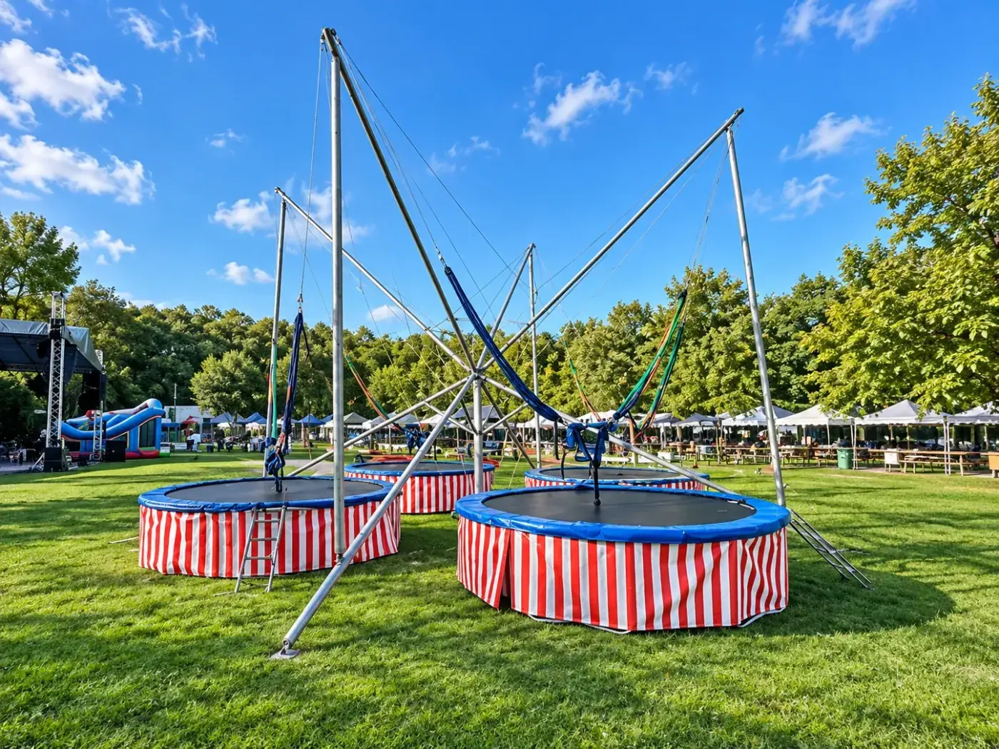 Açık alanda bungee trambolin