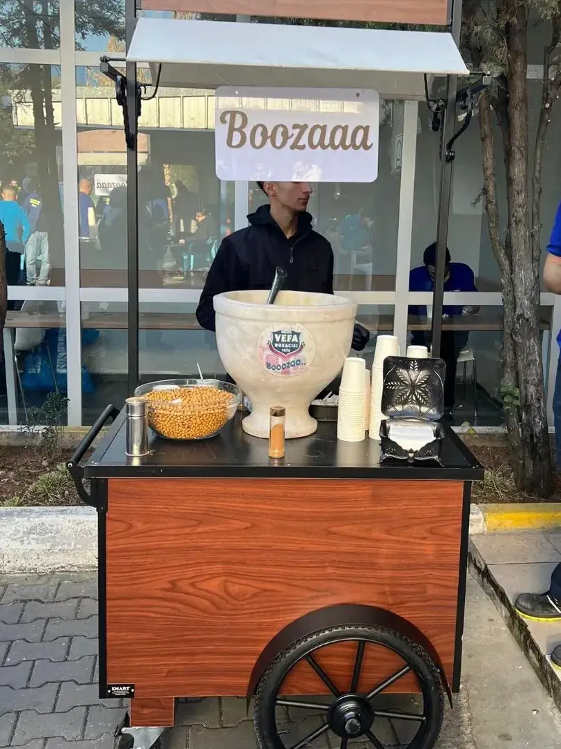 Ahşap boza arabası