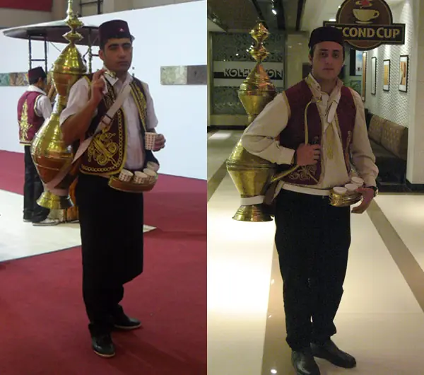 Kostümlü şerbetçiler