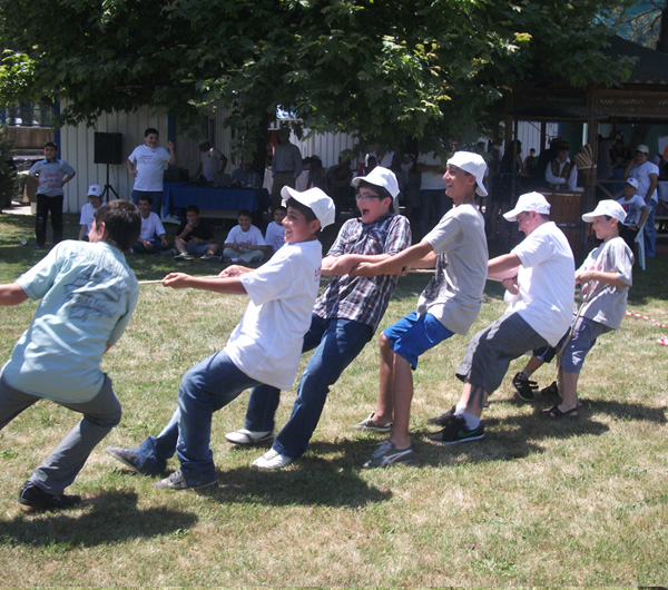 Halat Çekme Yarışı Takım Oyunları